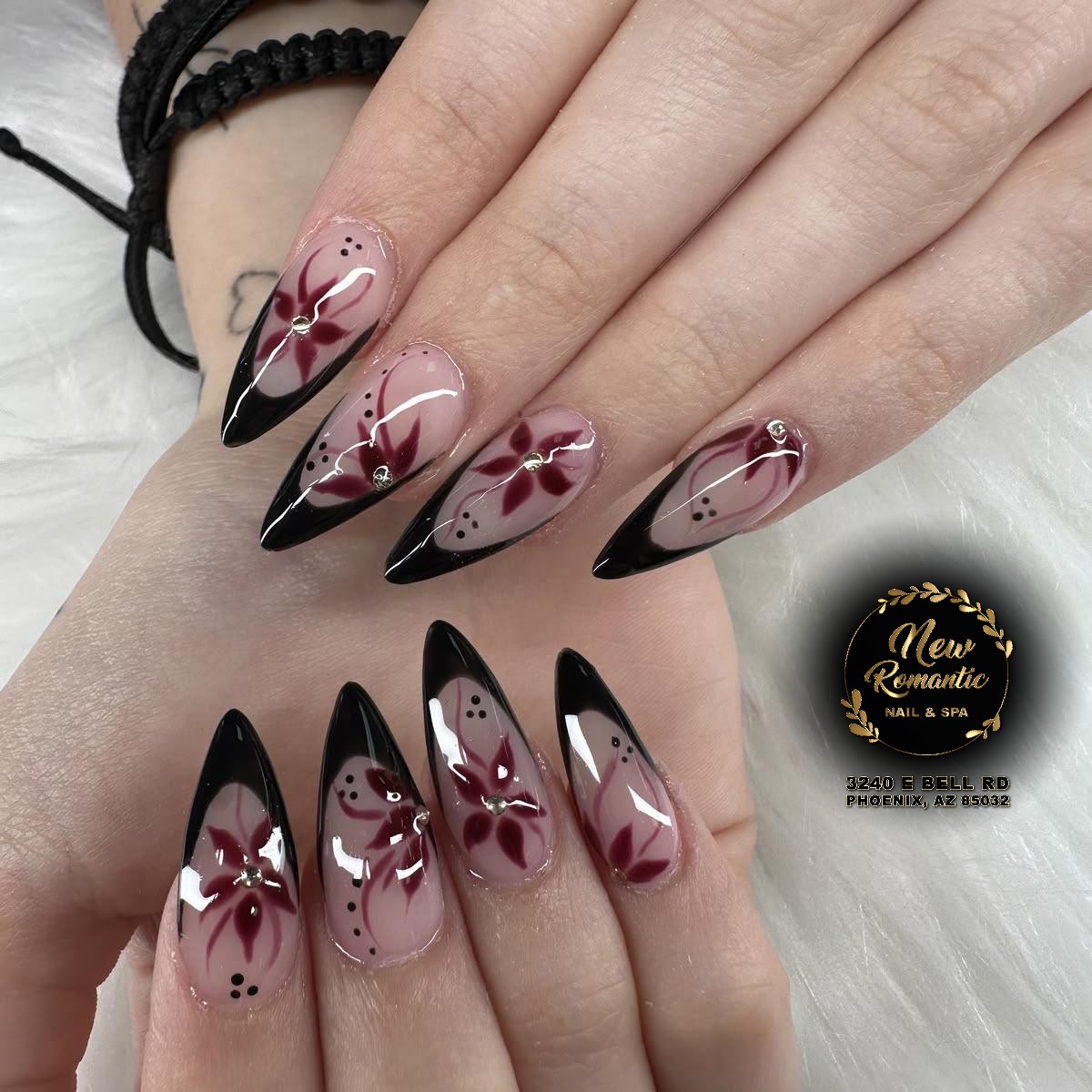 New Romantic Nail Salon & Spa in Phoenix, AZ 85032